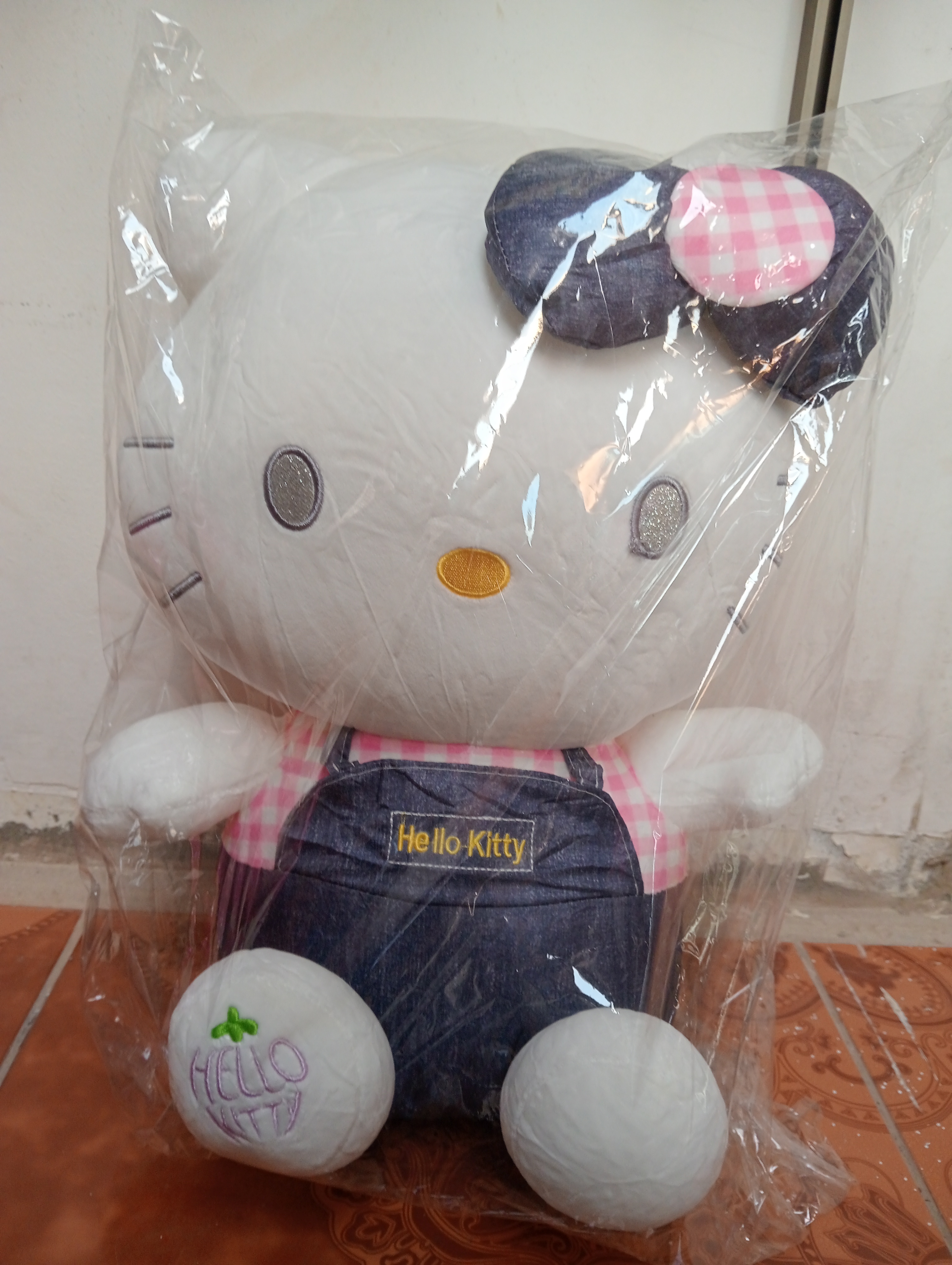 HELLO KITTY DE 45 CMS